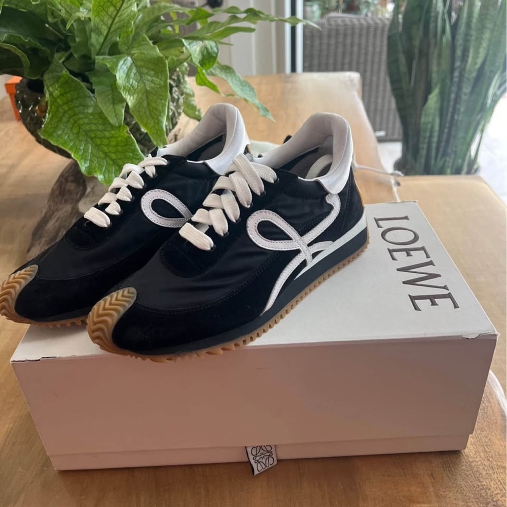 Loewe Flow Runner Sneakers